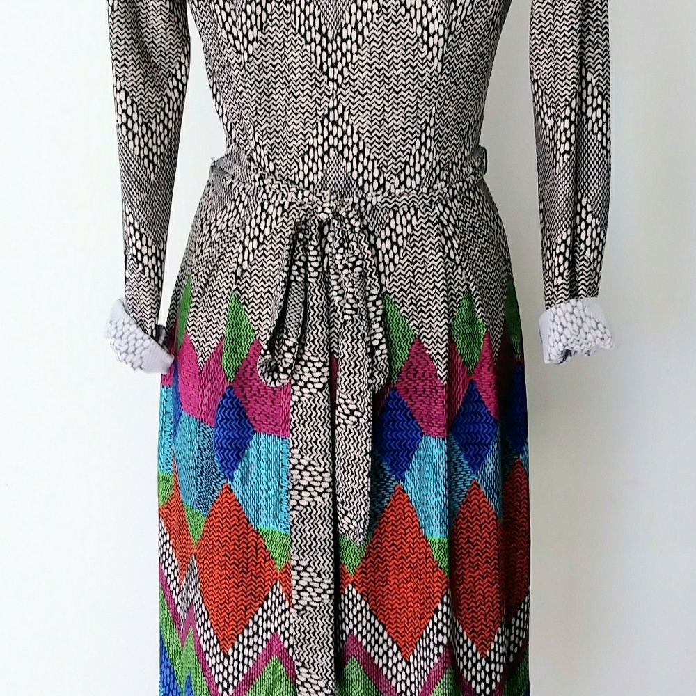 Colorful Print Maggy L Surplice Dress - Picture 5 of 6